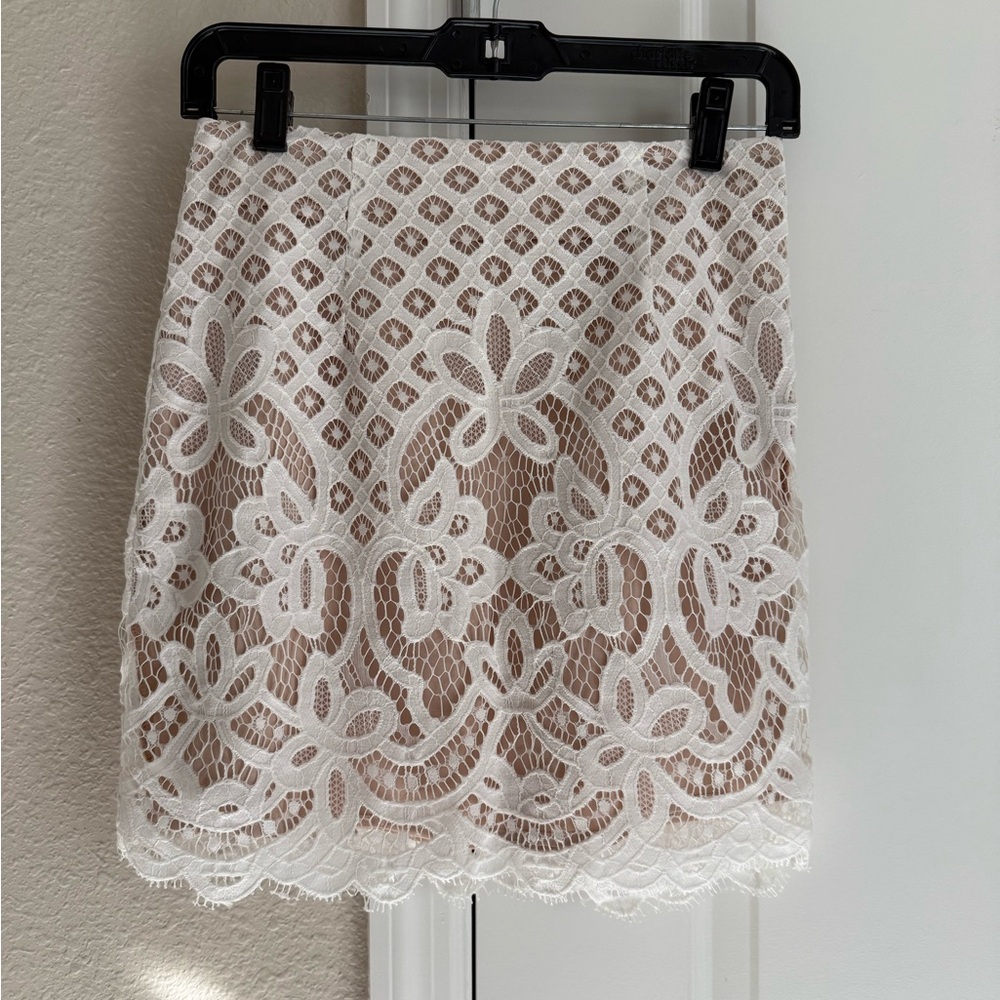 Tobi White Floral Lace Mini Skirt